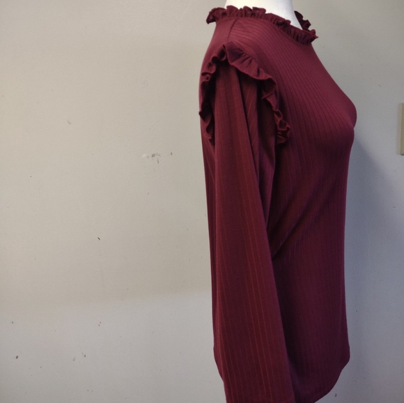 Hayden Ruffled Long sleeve Maroon Blouse Size L - Picture 3 of 13